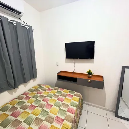 Apartamento Completo E Bem Localizado! Casa Biarritz!