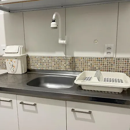 Completo E Bem Localizado! Casa Biarritz! Apartamento